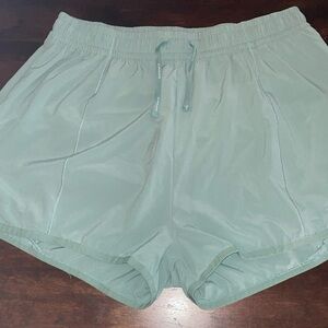 Alphalete Swift Shorts